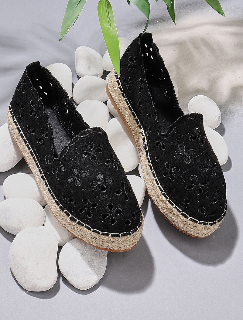 Espadrilles ajourées à effet brodé - noir - 5