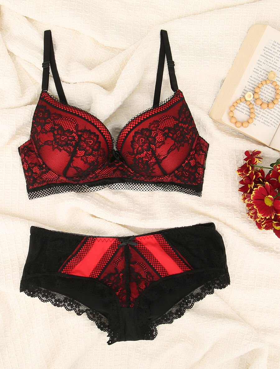 Ensemble en dentelle à motifs fleurs - Noir/rouge - 4