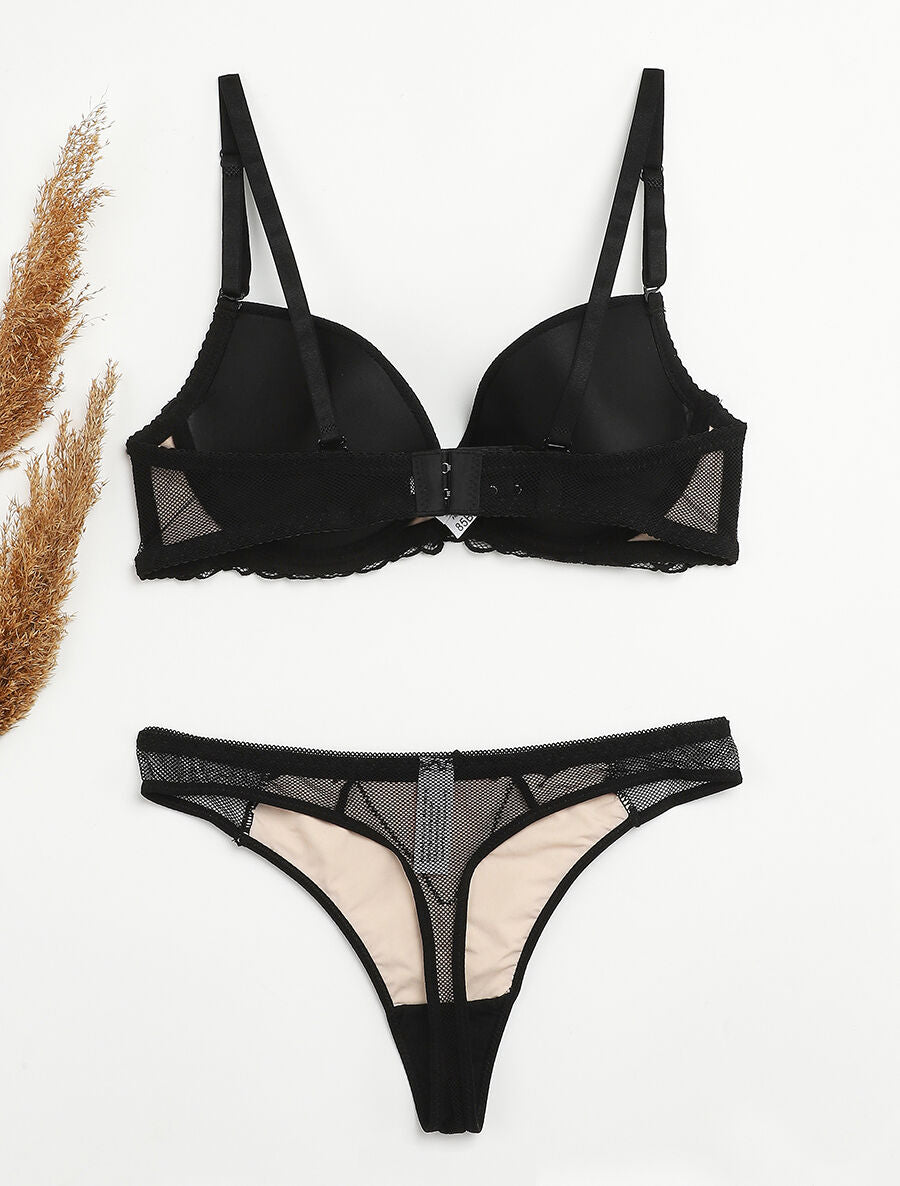 Ensemble en dentelle graphique et string - Noir/nude - 2