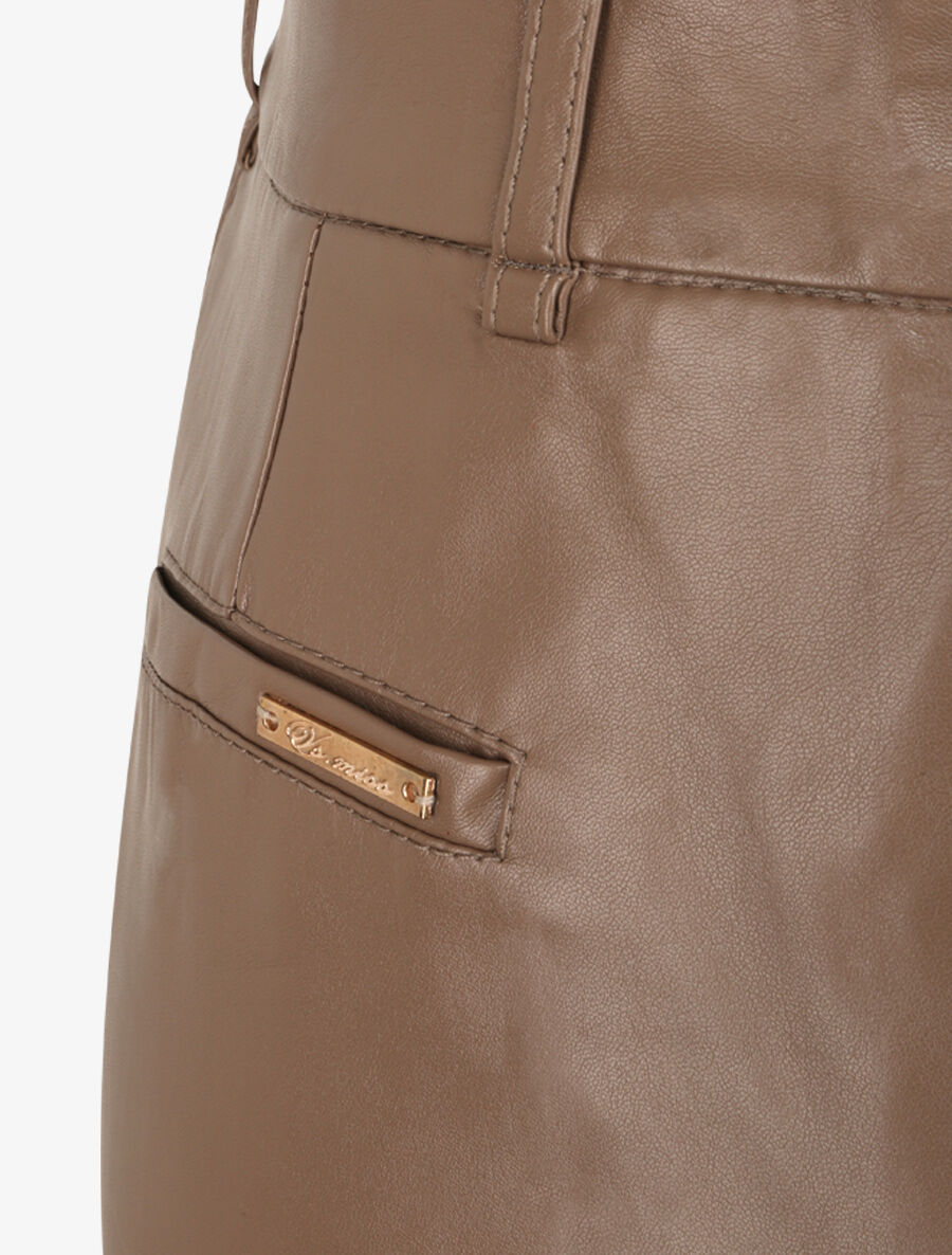 Short en simili à deux poches - Taupe - 3