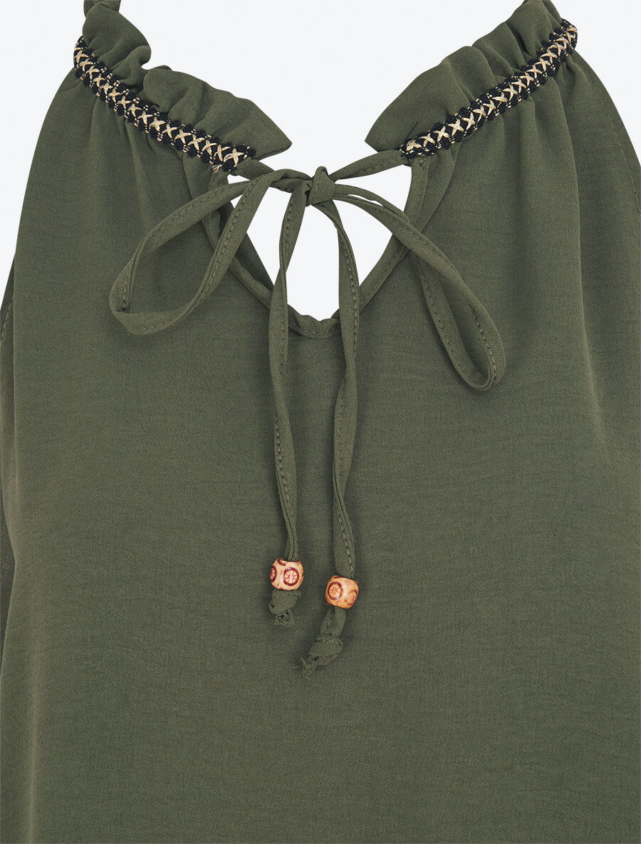 Top uni à col V et détail brodé - Kaki - 3