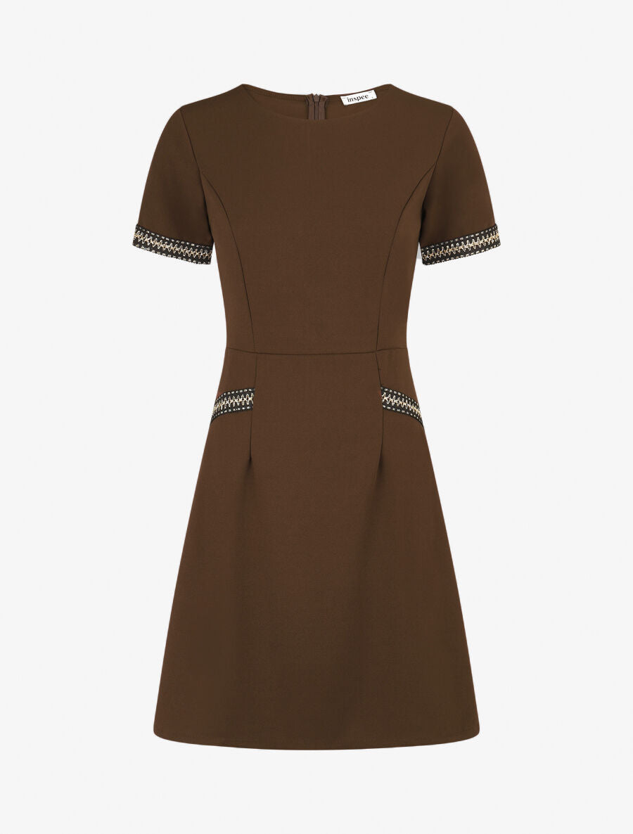 Robe ajustée à broderie dorée - Marron - 1