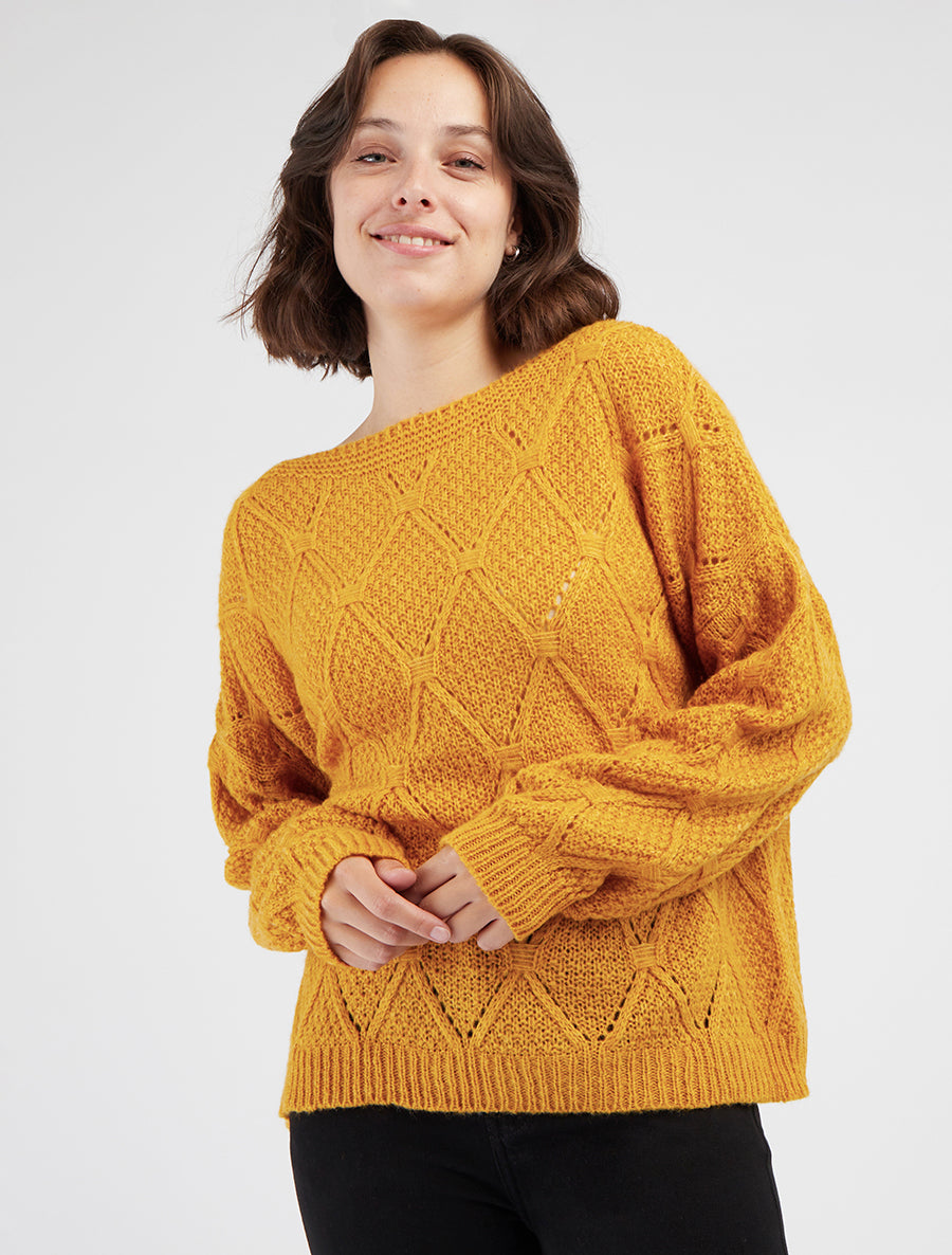 Pull uni ajouré à col rond - Jaune moutarde