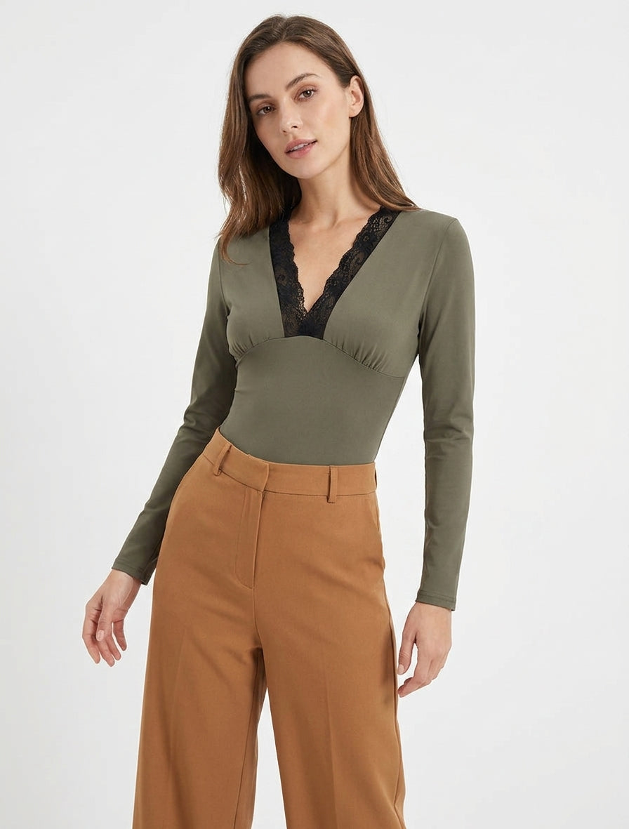 Body col V dentelle effet plissé - Kaki