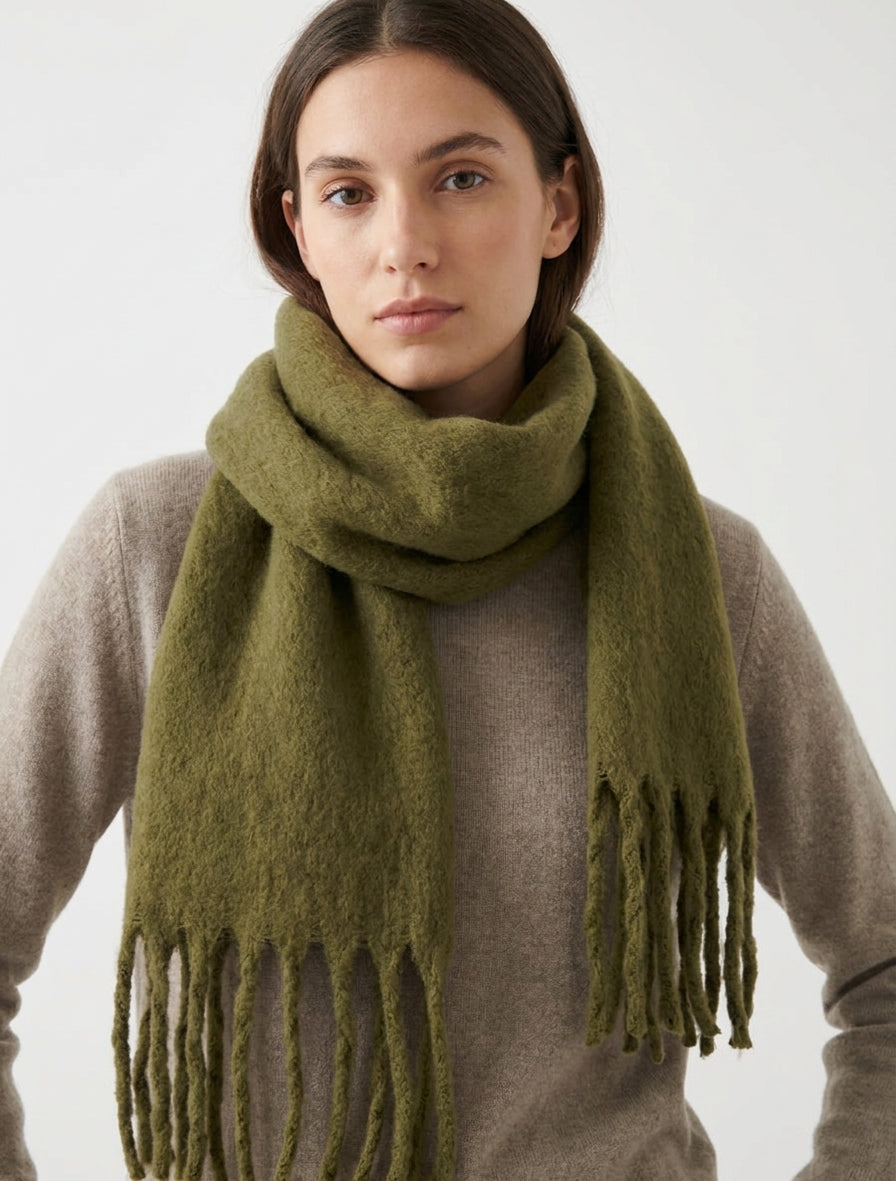 Écharpe effet duveteux à franges - Kaki