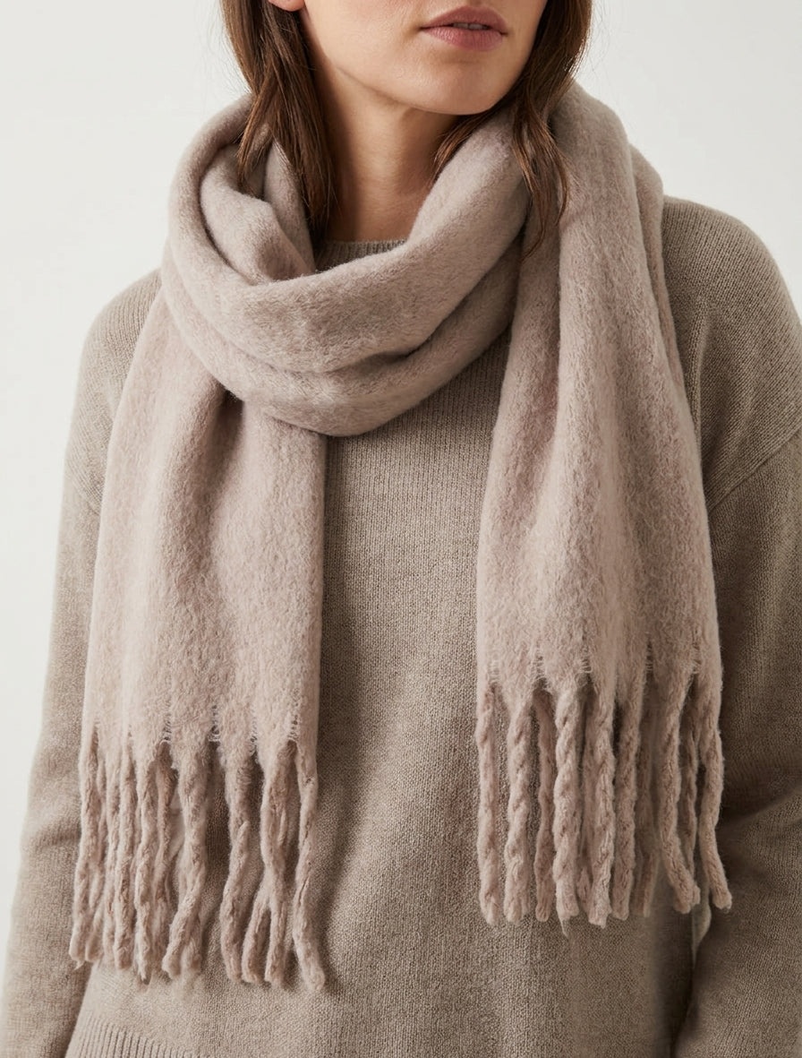 Écharpe duveteuse à franges - Taupe
