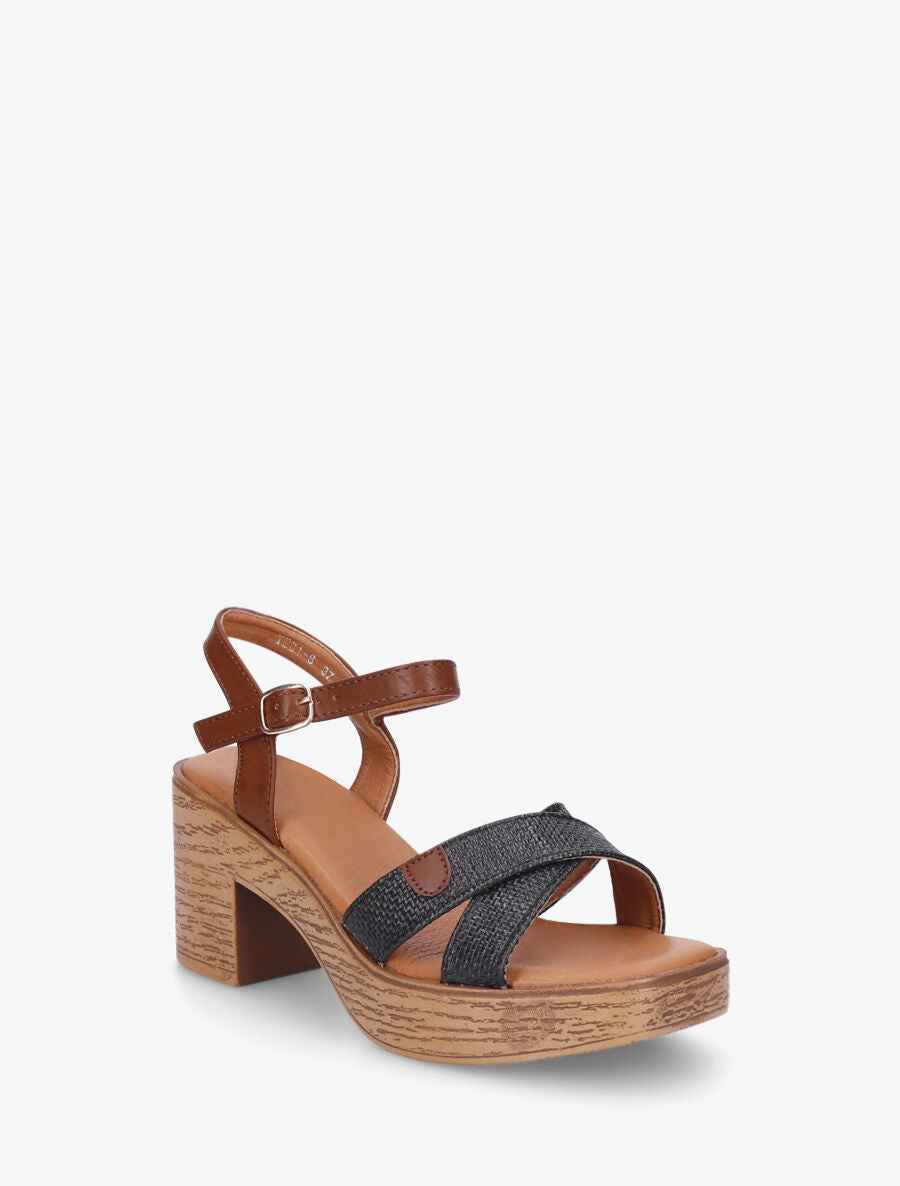 Sandales à talon et brides croisées - Noir - 2