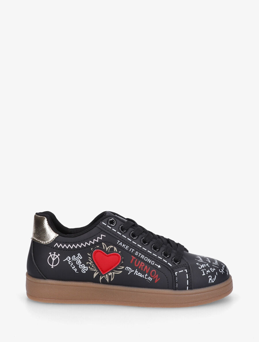 Sneakers en simili à flocage et empiècement coeur - Noir - 5