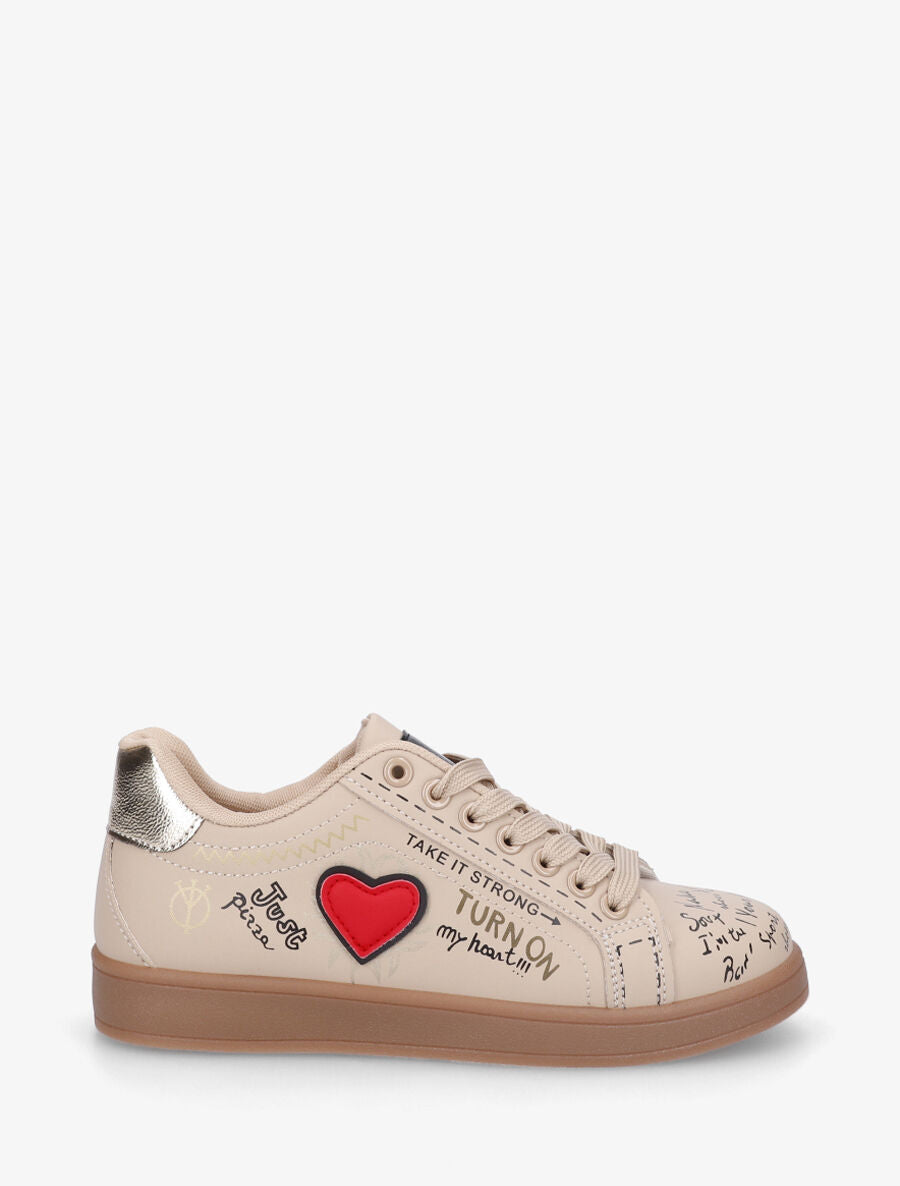 Sneakers en simili à flocage et empiècement coeur - Taupe - 1