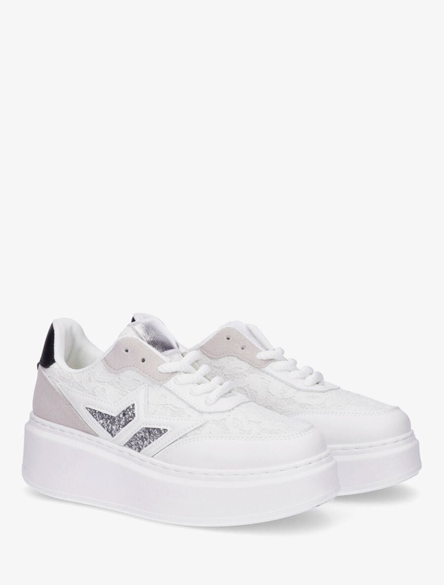 Sneakers en simili à détail dentelle et sequins - Blanc - 4