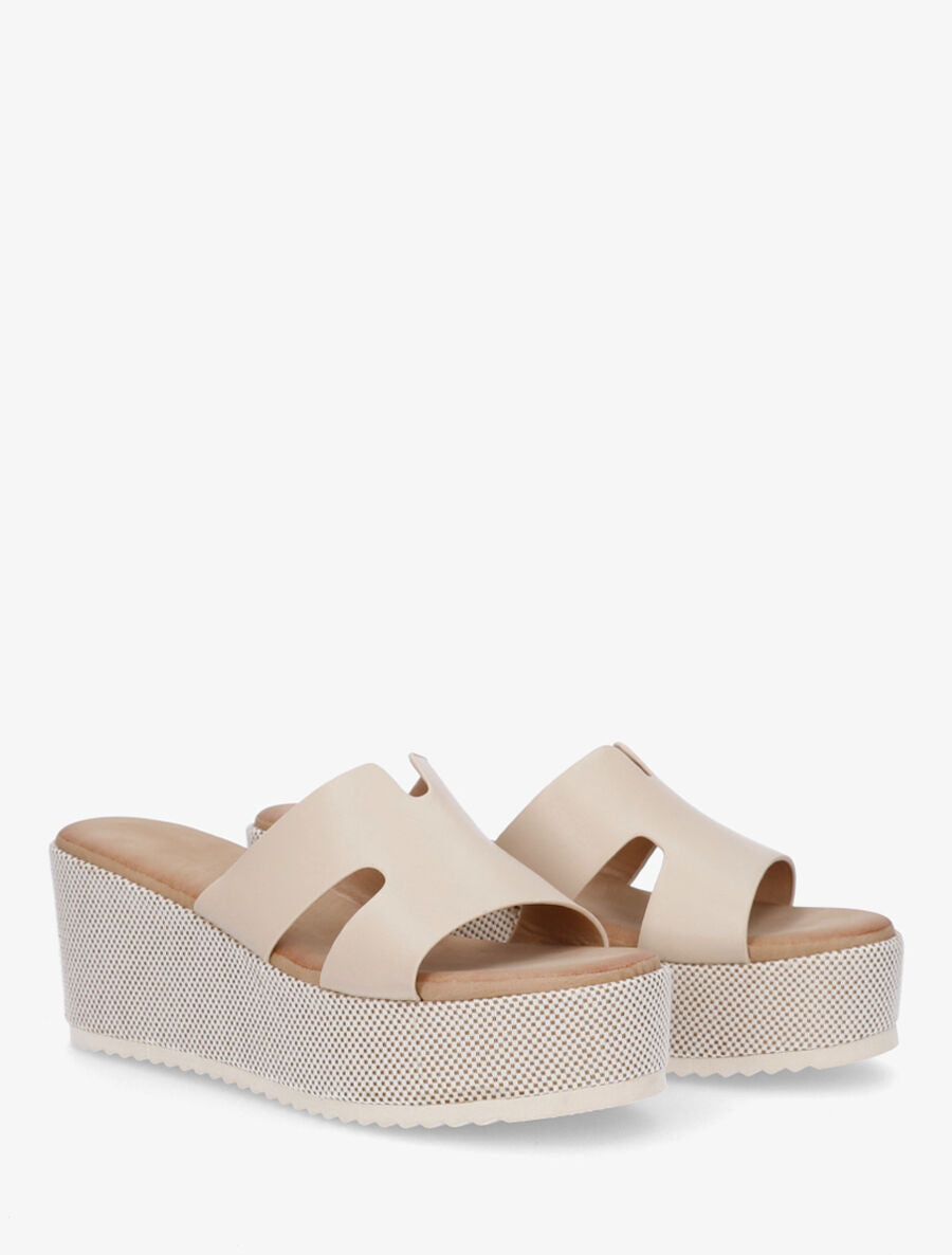 Mules compensées à bride ajourée - Beige - 4