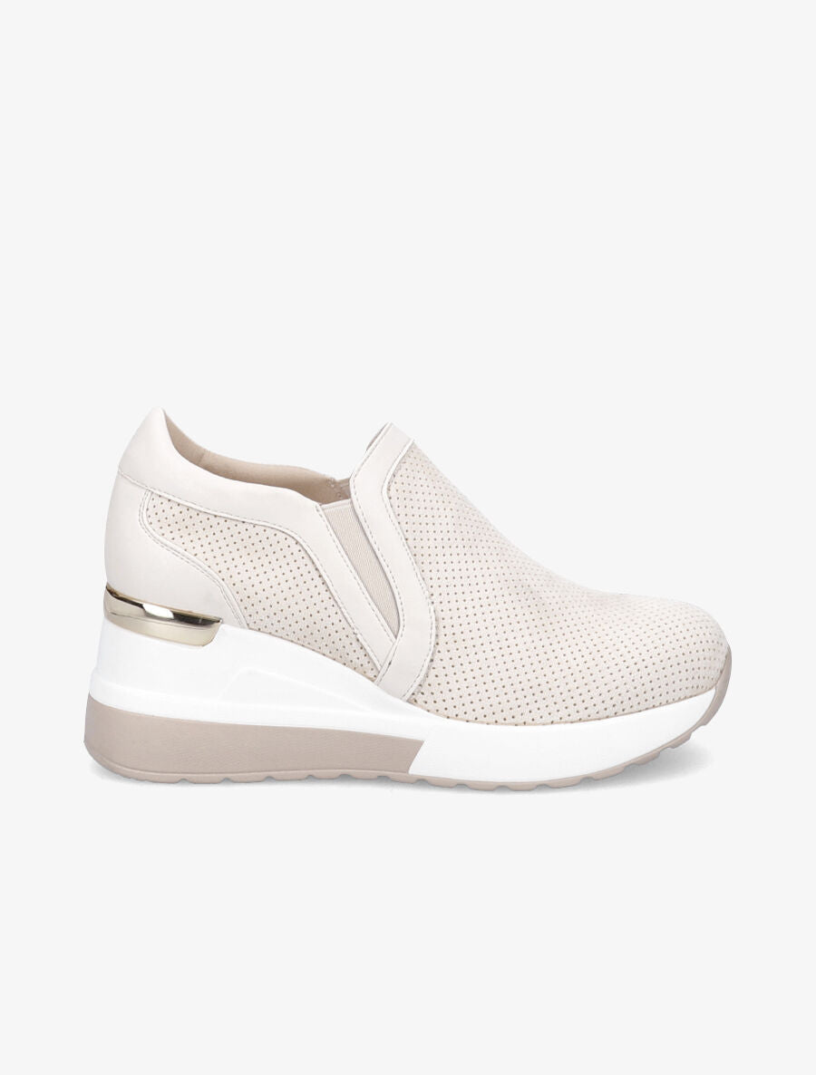 Baskets compensées en suédine perforée - Beige - 1