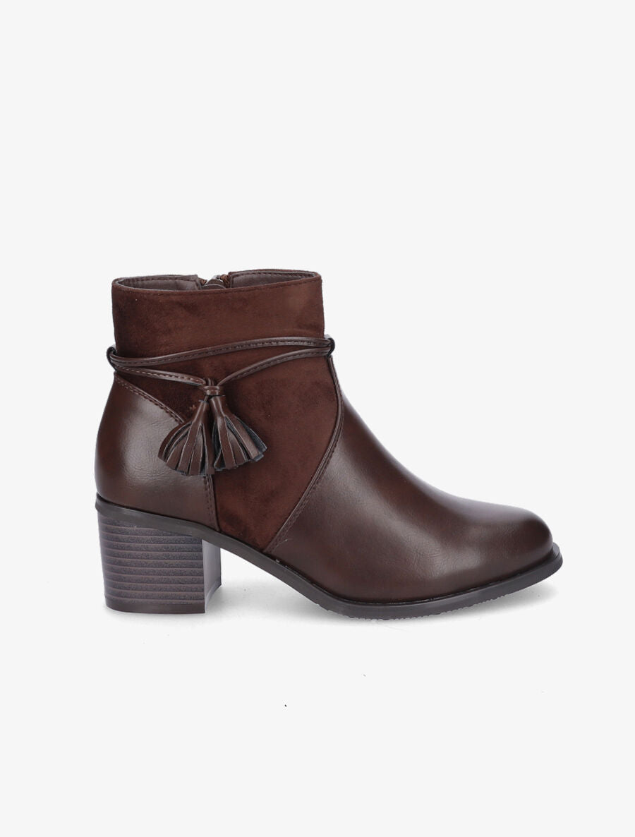 Bottines en simili et pompons décoratifs - Marron - 1