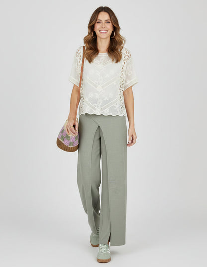 Look Asta