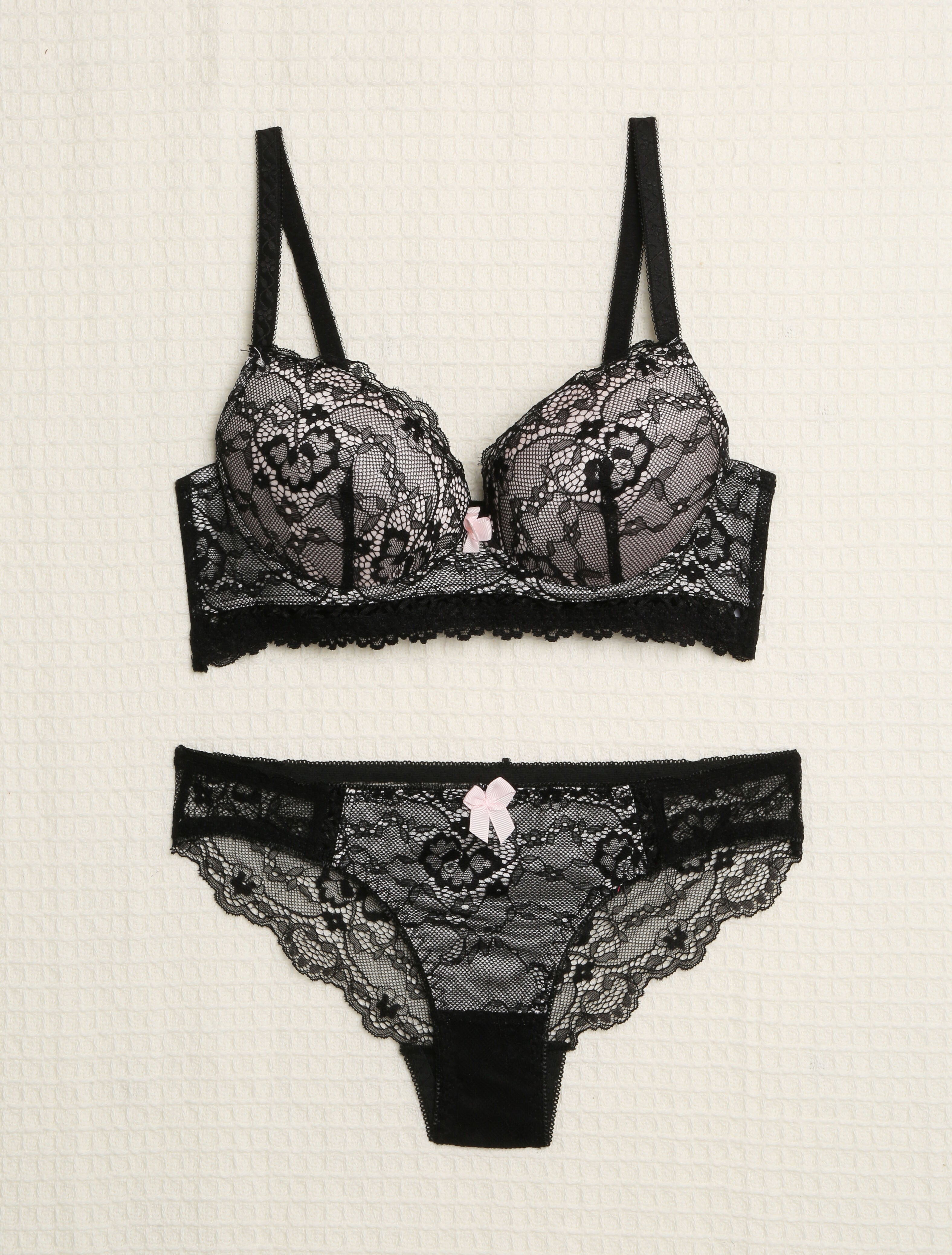 Ensemble en dentelle ajourée - Noir/rose - 1