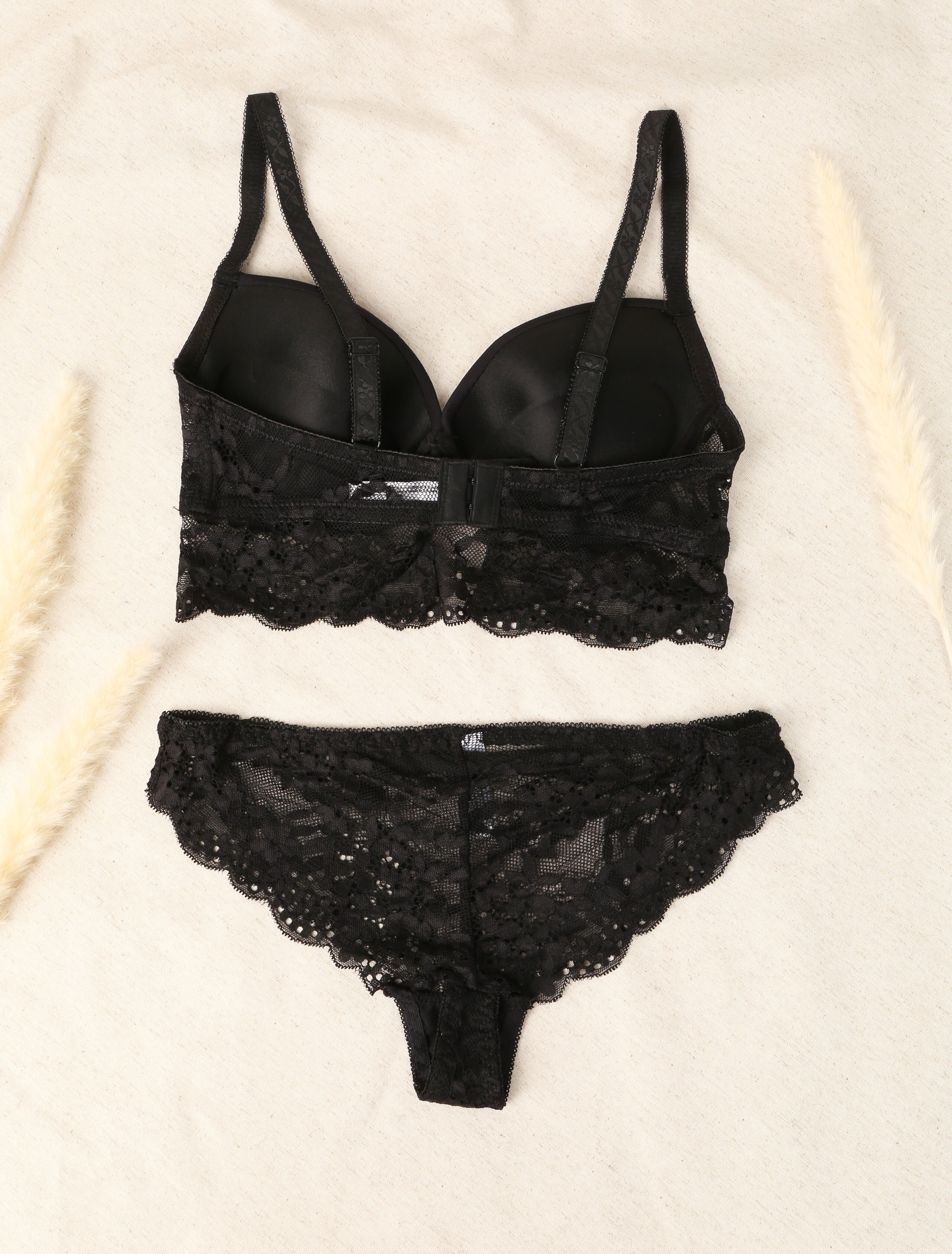 Ensemble emboitant à bord dentelle - Noir - 2