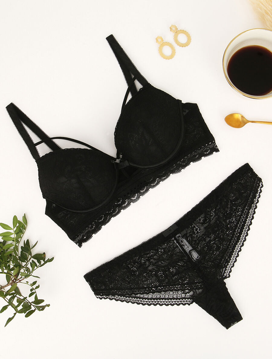 Ensemble à bords dentelle et lace out - Noir - 1