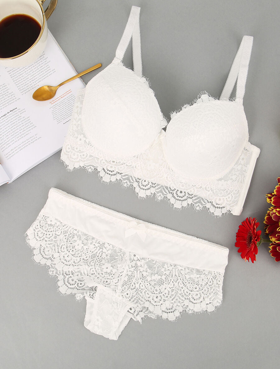 Ensemble en dentelle et en résille - Blanc - 1