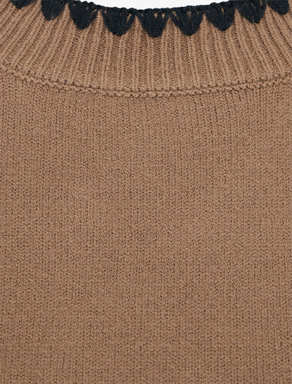 Pull droit à col rond brodé - Taupe - 3