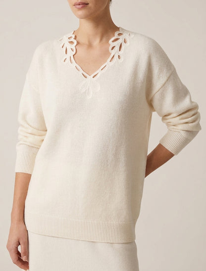 Pull col V ajouré effet brodé - Écru