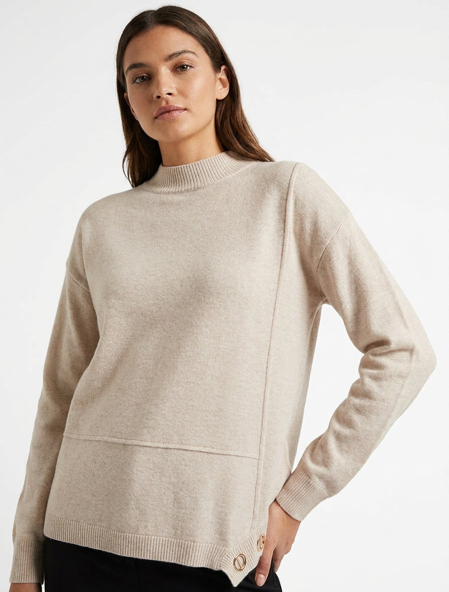 Pull maille col rond à oeillets - Beige