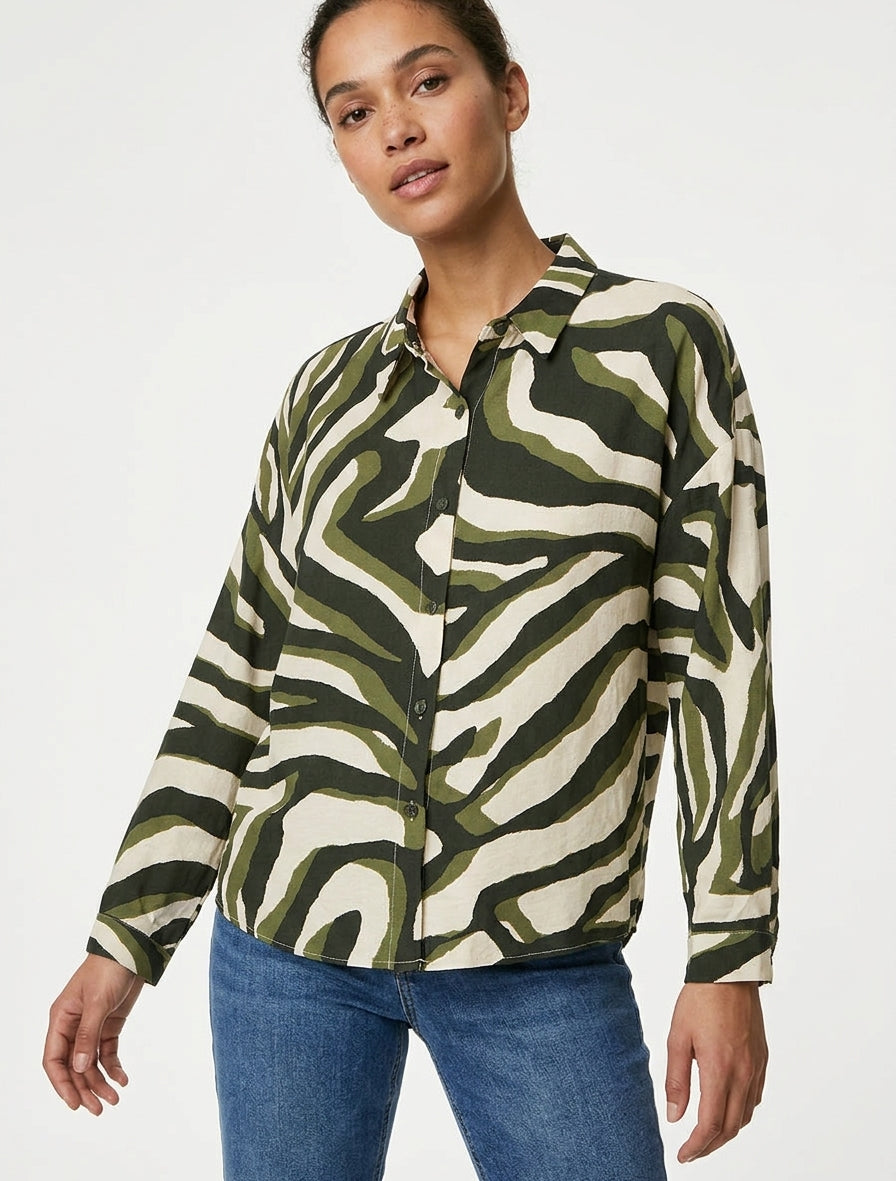 Chemise fluide col à pied imprimé animal - Kaki