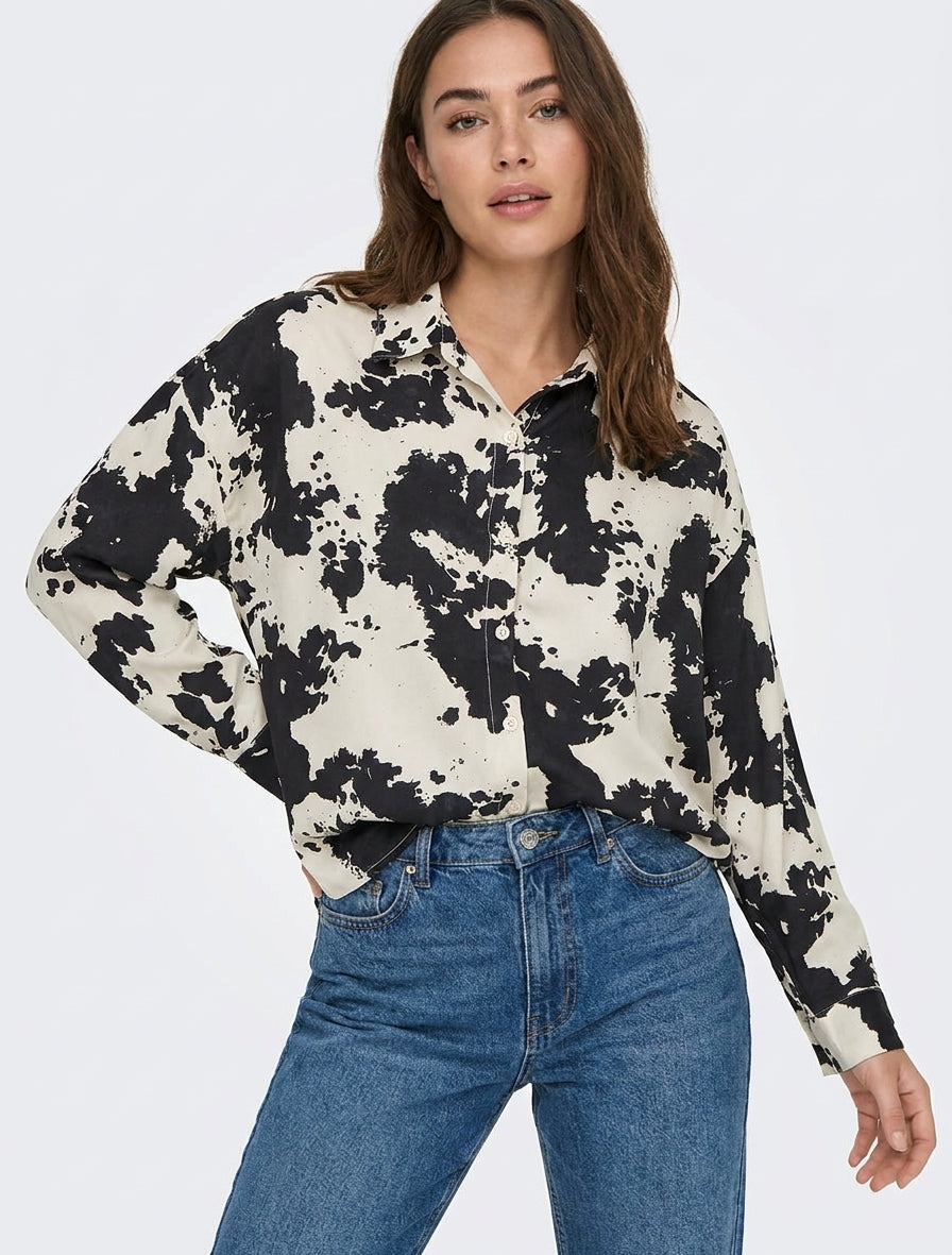 Chemise fluide col à pied imprimé vache - Noir