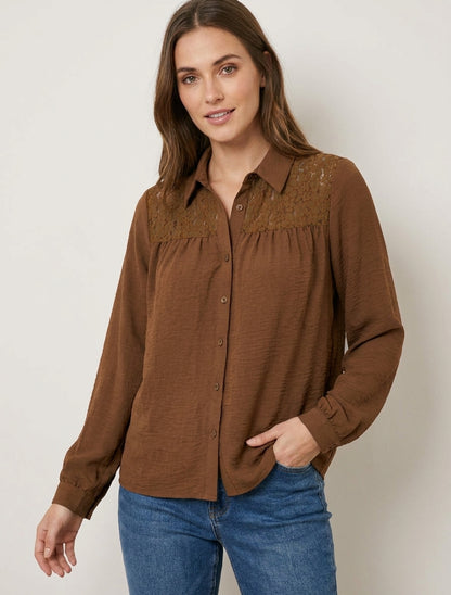 Chemise fluide col à pied dentelle - Camel foncé
