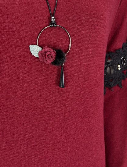 Pull à dos long et manches à détails broderies et perles - Bordeaux - 3