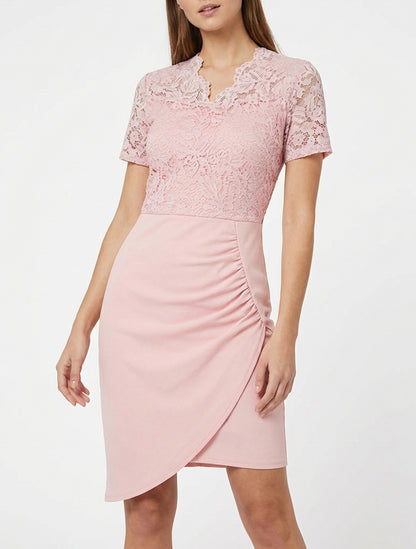 Robe ajustée col V en dentelle - Rose