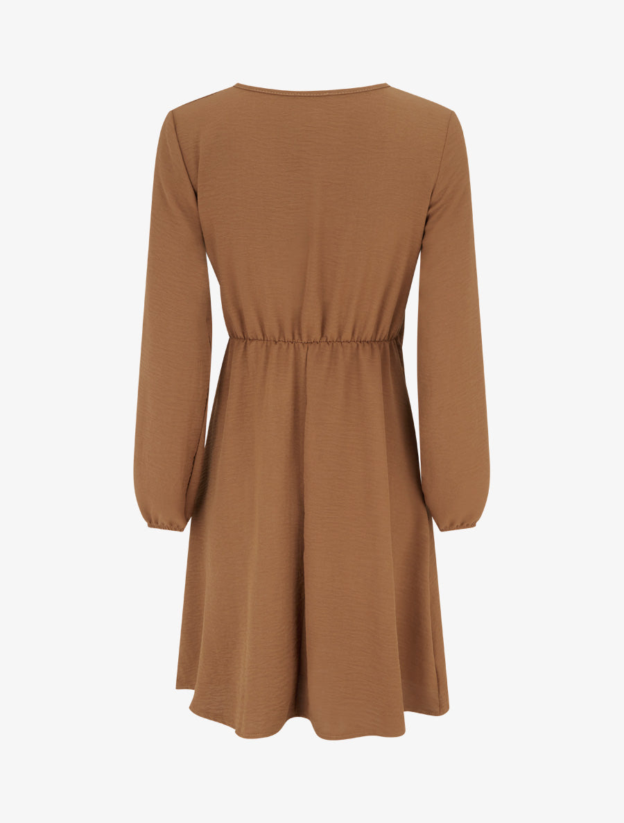 Robe évasée manches longues à pan drapé et bijou - Camel - 2