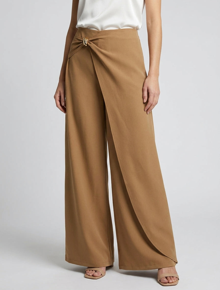 Pantalon fluide taille haute à bijou - Camel
