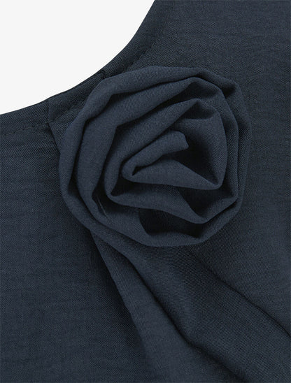 Top plissé à fleur en relief - Marine - 3