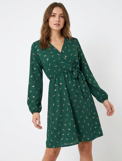 Robe fluide cache-cœur à plumes - Vert sapin