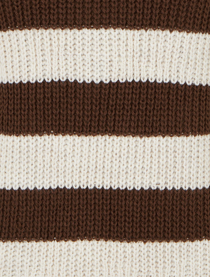Pull à rayures et boutons décoratifs - Marron - 3