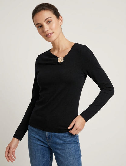 Pull fin à pan orné d&