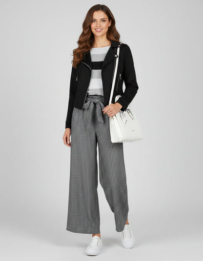 Look Leocadia