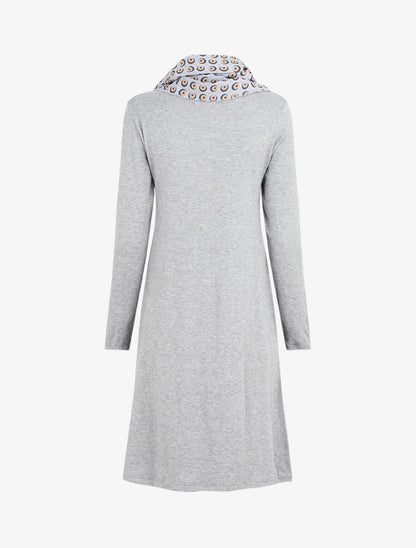 Robe pull mi-longue avec foulard - Gris clair - 2