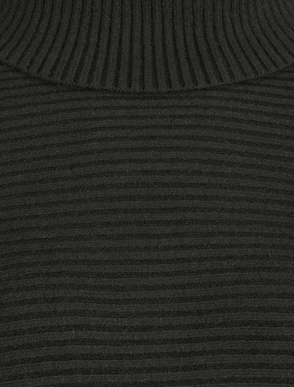 Pull droit côtelé à col roulé - Noir - 3