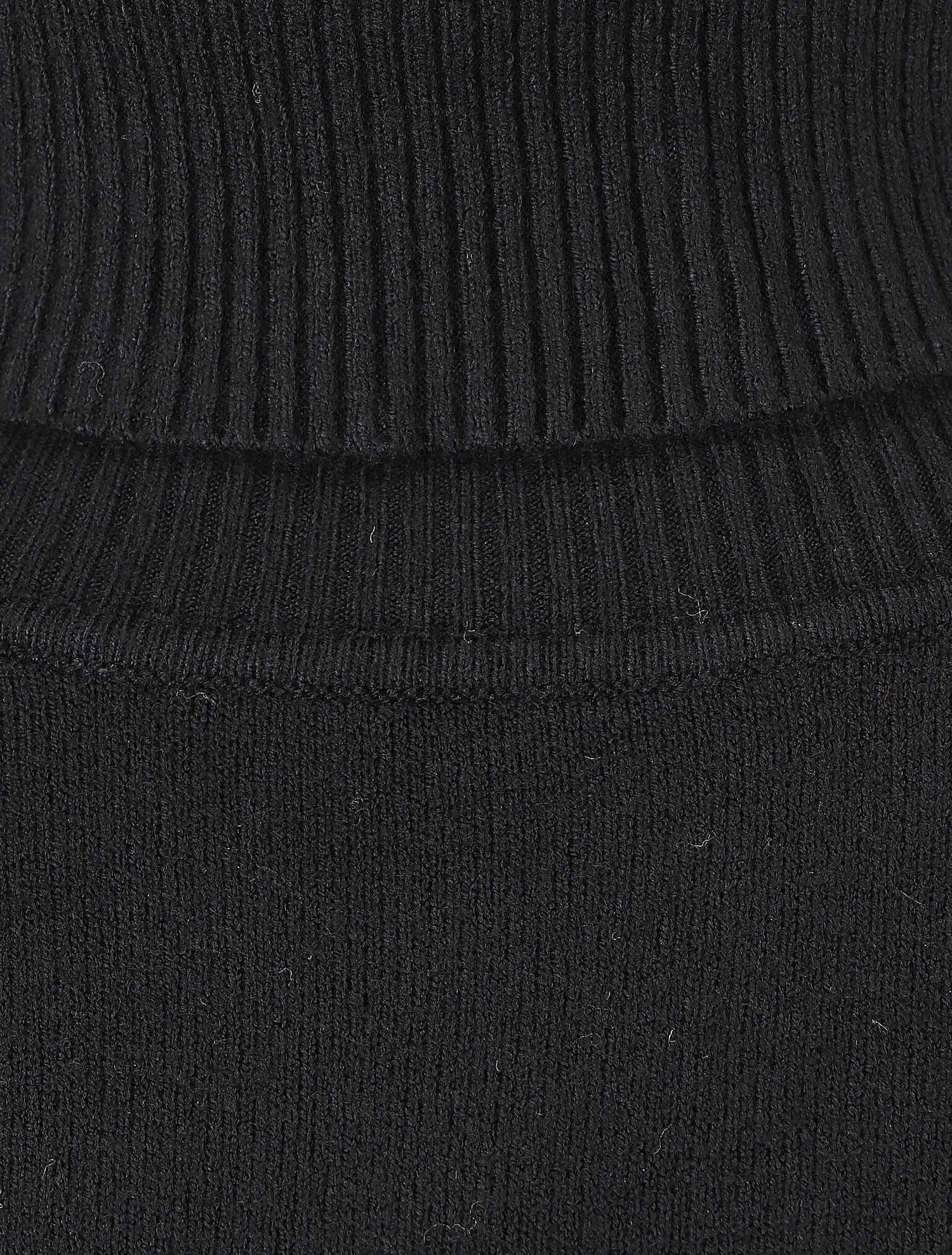 Pull fin uni col roulé - Noir - 3