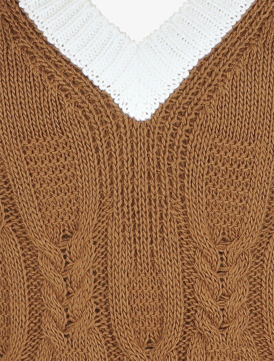 Pull droit col V en maille tressée - Camel - 3