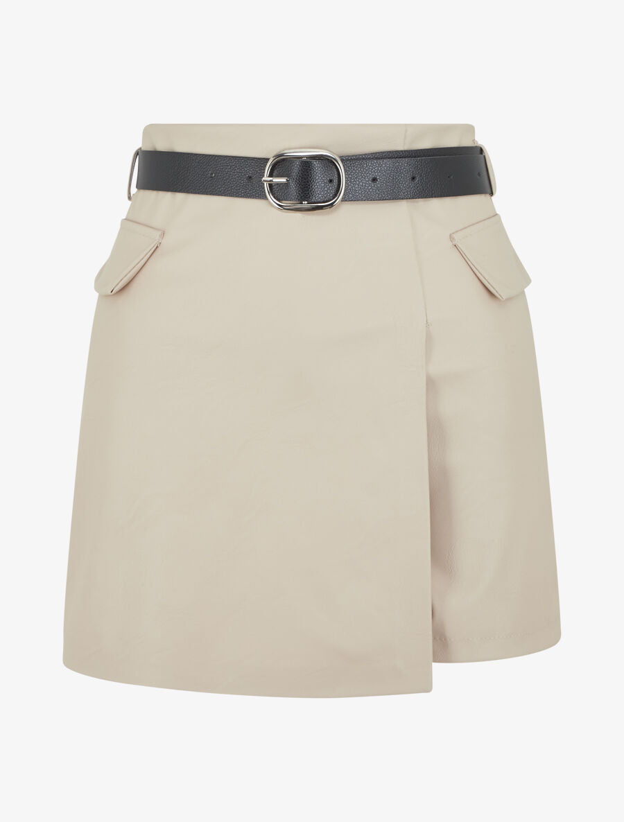 Short trompe l&
