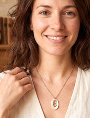 Collier à pendentif oval - Or/beige - 1