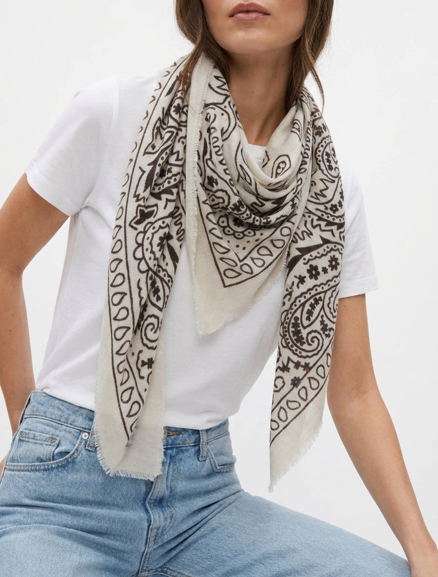 Foulard carré viscose et coton effiloché - Beige