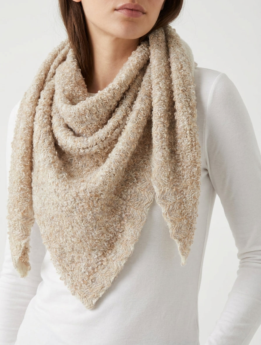 Châle triangulaire maille bouclée - Beige