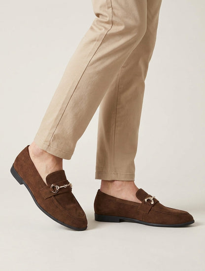 Mocassins suédine boucle métallique - Marron
