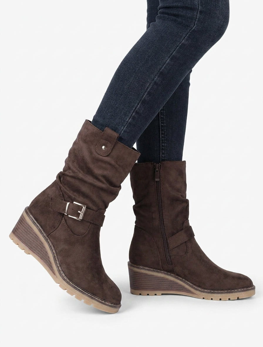 Bottines compensées à sangle décorative - Marron