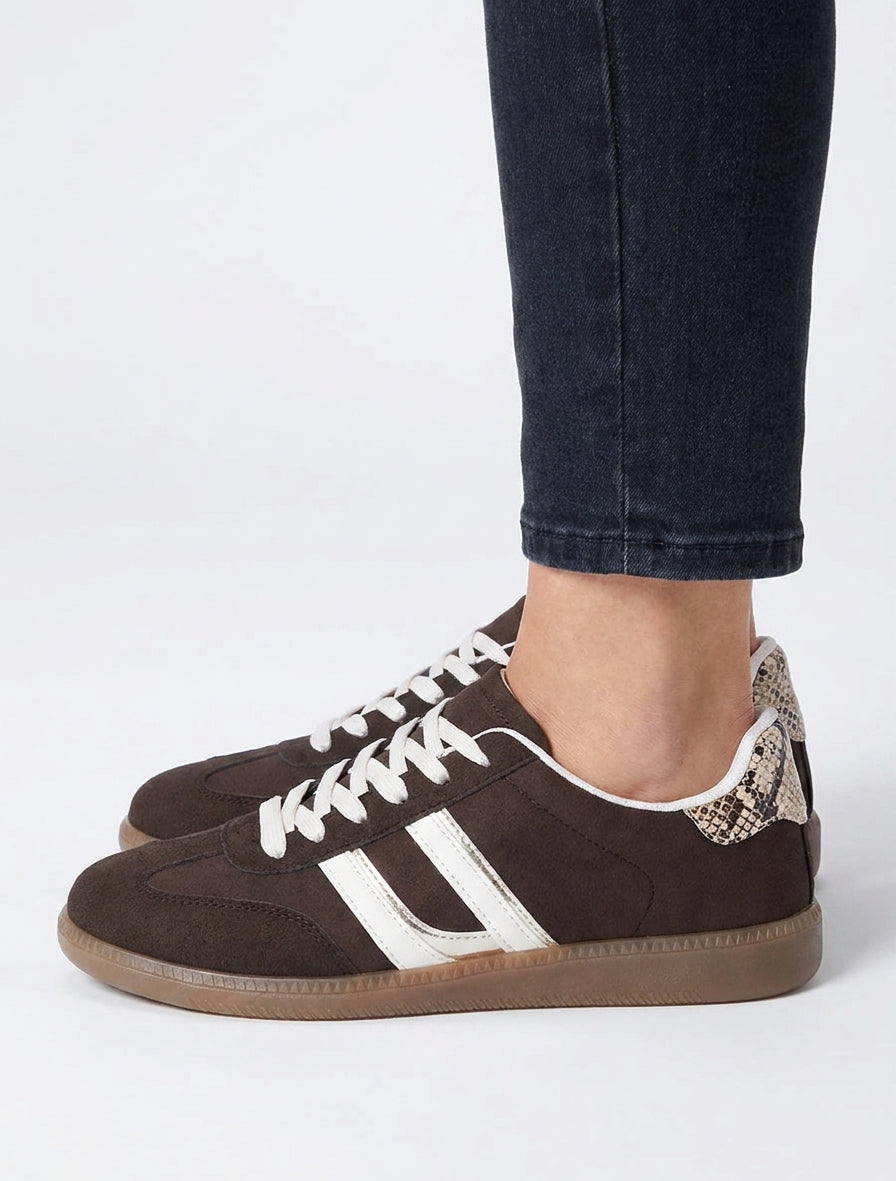 Sneakers semelle plate détails irisés - Marron