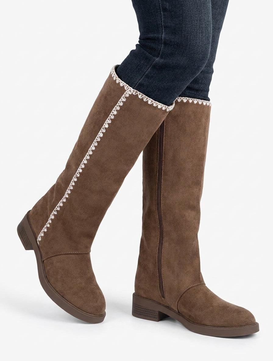 Bottes suédine talon bloc brodées - Marron
