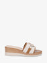 Mules à boucle et talon compensé - Camel - 5